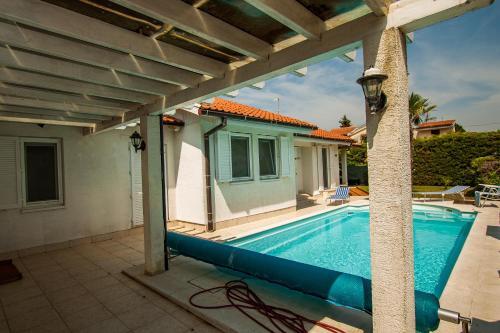 House Lidija 1415