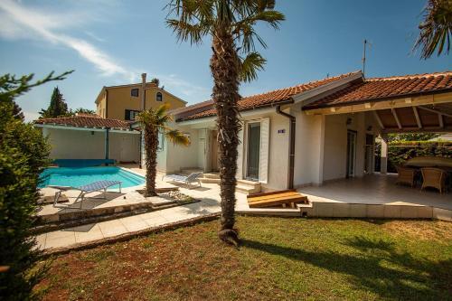 House Lidija 1415