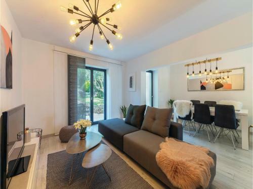 Three-bedroom Holiday Home In Premantura
