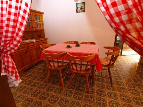 Apartment Zlata 1070