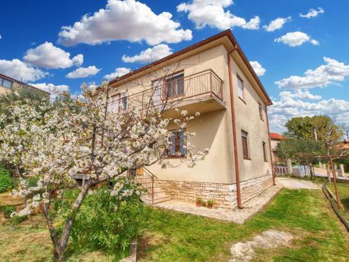 Apartment Zlata 1070