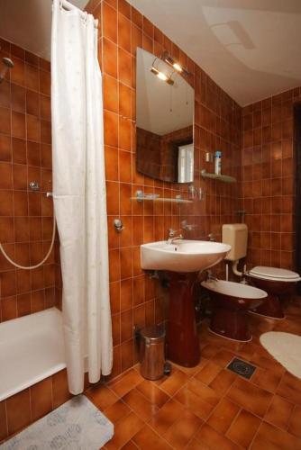 Apartments And Rooms With Parking Space Premantura (medulin) - 2248