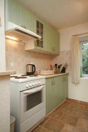 Apartment Premantura 7464b