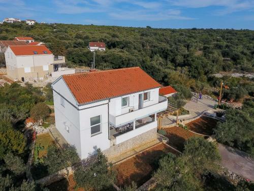 Holiday Home Emi