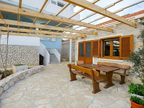 Holiday Home Emi