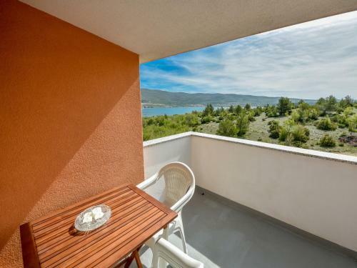 Apartment Dragica