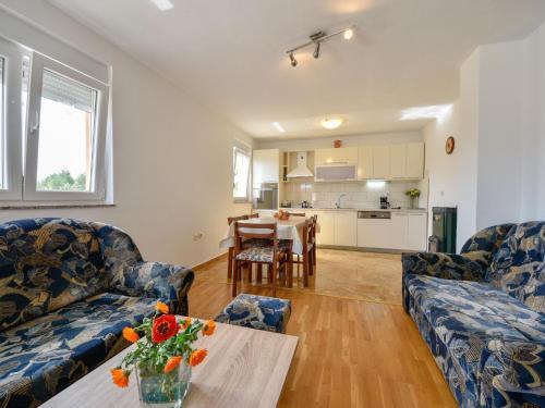 Apartment Dragica