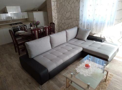 Apartments Perice Matejas