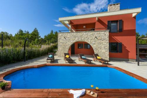 Villa Iris