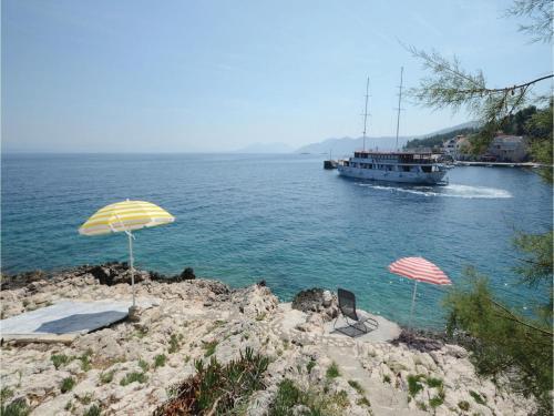 Holiday Home Prigradica 05
