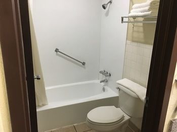 Hotel Super 8 Shawnee