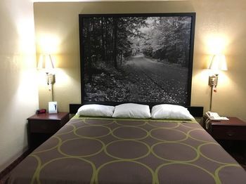 Hotel Super 8 Shawnee