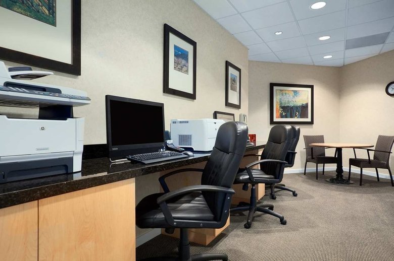 Hotel Embassy Suites San Rafael Mari