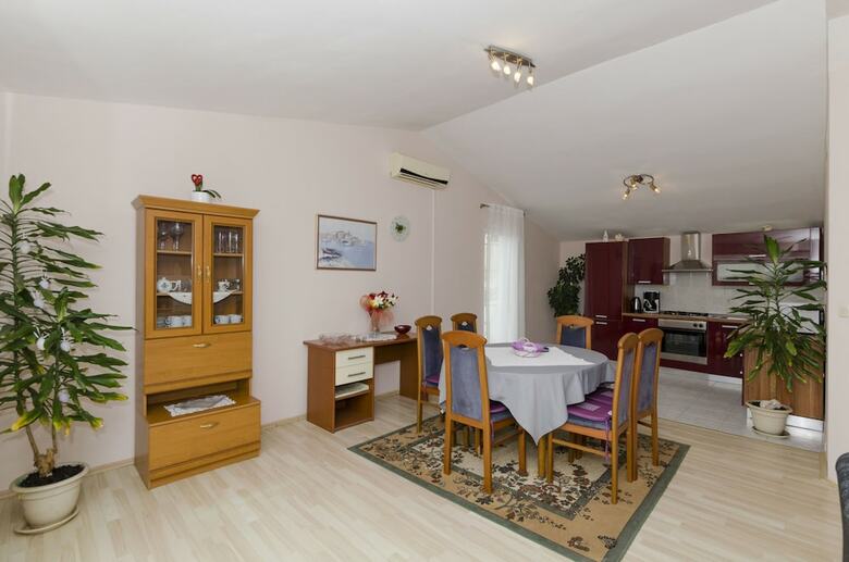 Apartments Ivana