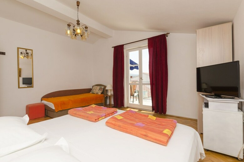 Apartments Goran