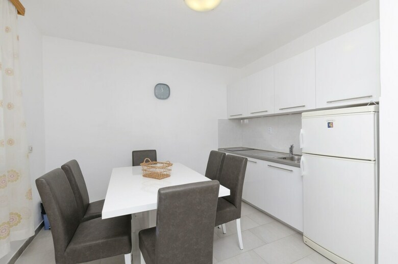 Apartments Goran