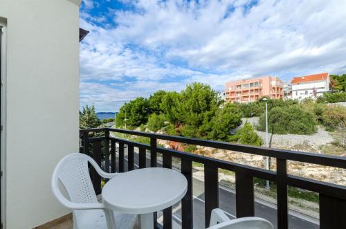 Apartments Karmela