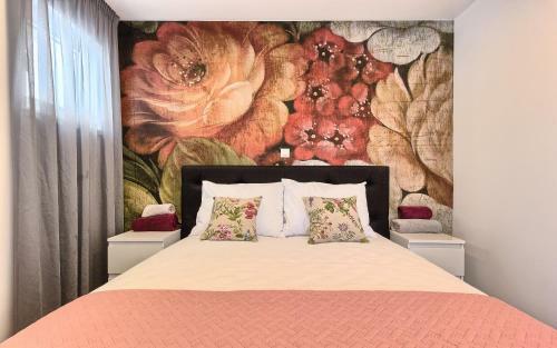 Hostal Mincheta - Luxury Rooms