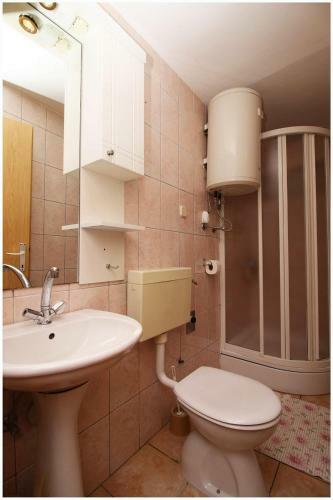 Apartments Elvi