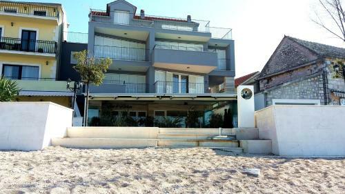 Apartment Primosten Adiomare