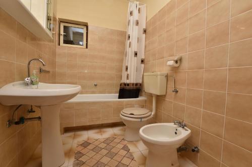 Hostal Apartments And Room Krste