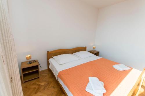 Apartments Jere_stipe