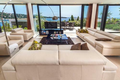 Primosten Villa Sleeps 6 Pool Air Con Wifi T583155