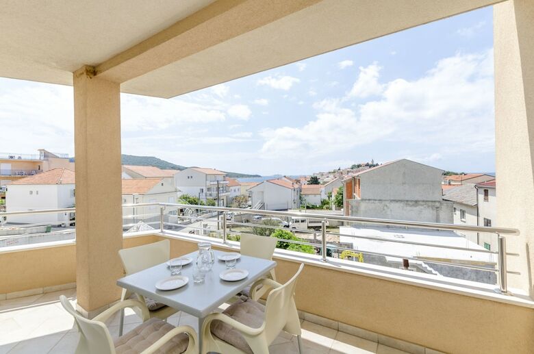 Apartments Danica