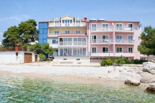 Apartment Primosten 3088c