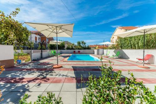 Apartment Privlaka 12922b