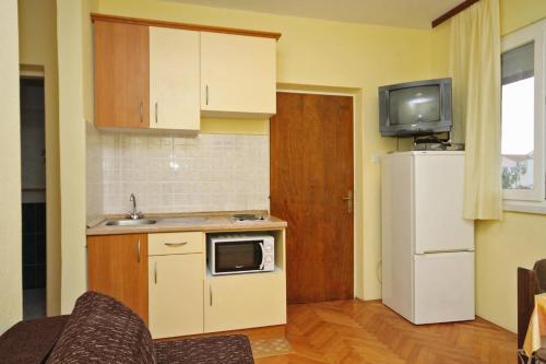 Apartments By The Sea Privlaka (zadar) - 5813