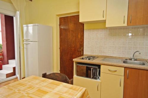 Apartments By The Sea Privlaka (zadar) - 5813