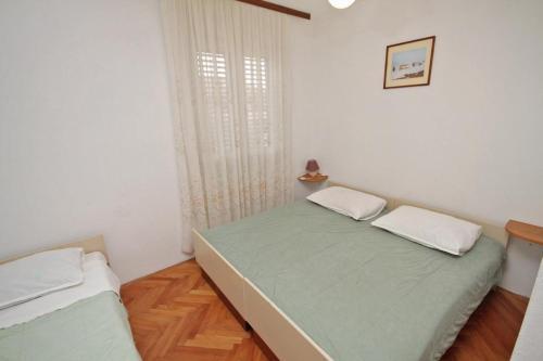 Apartment Privlaka 5813b