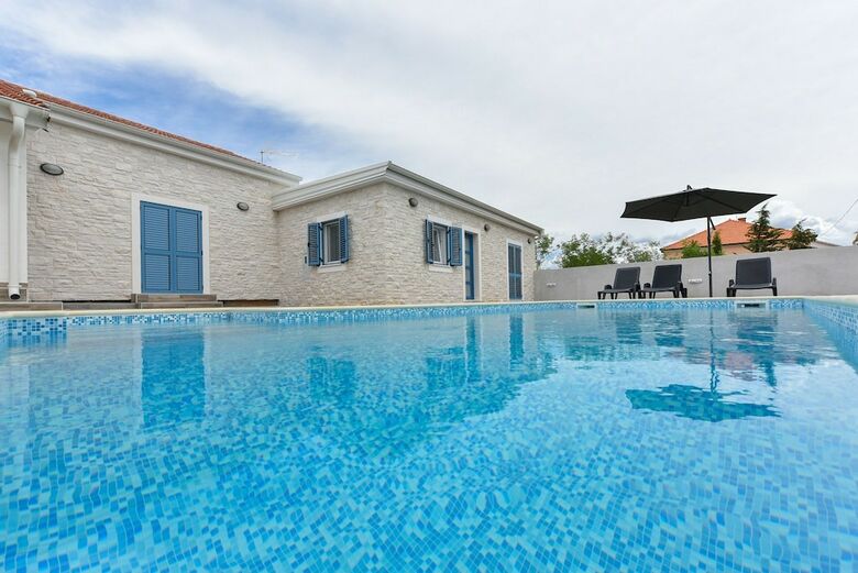 Villa Rafajela