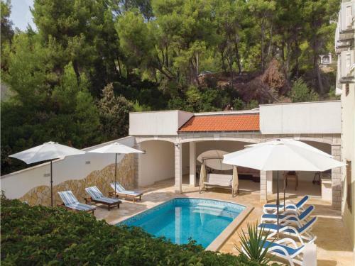 Five-bedroom Holiday Home In Prizba