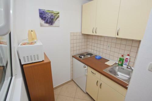 Apartamentos Studio Promajna 2592a