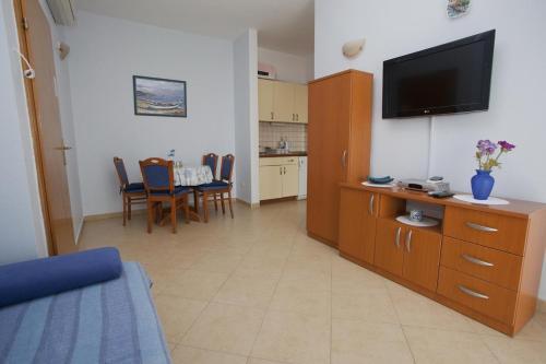 Apartment Promajna 2592a