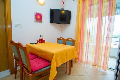 Apartment Promajna 2592b