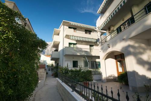 Apartment Promajna 2605c