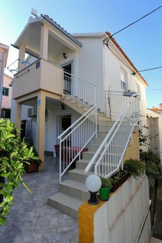 Apartment Promajna 10329b