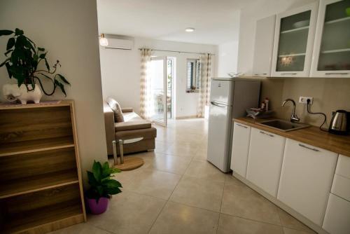Apartment Promajna 2605a