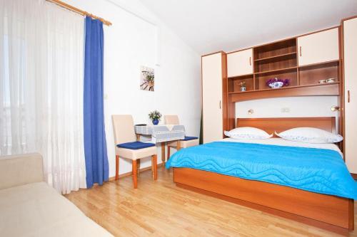 Apartment Promajna 2605a