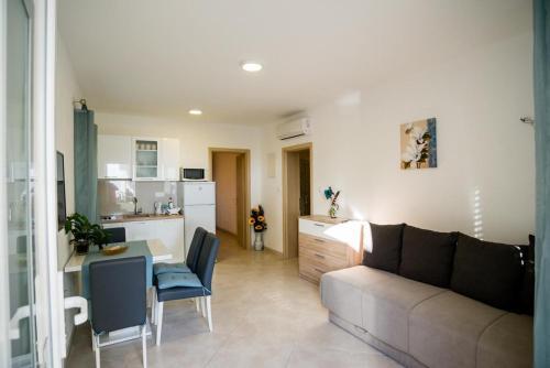 Apartment Promajna 2605a