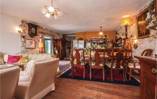 Holiday Apartment Prvic 03