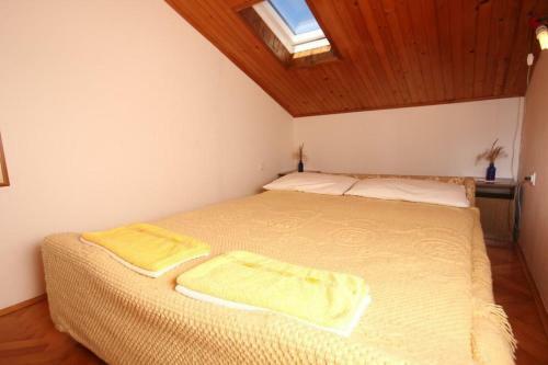 Apartments With A Parking Space Pula - 7203