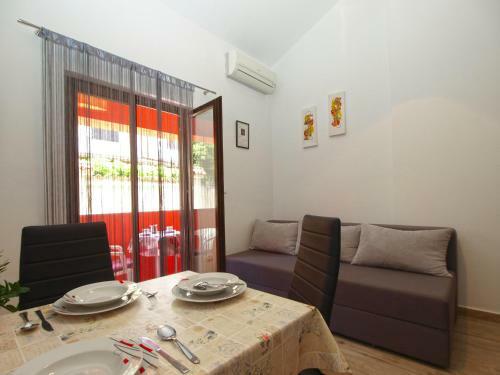 Apartments Oriana 898