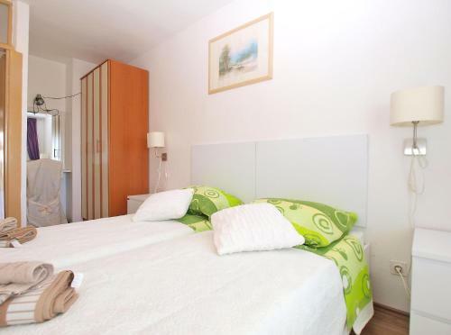 Apartments Tereza 1352