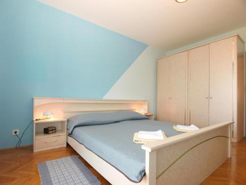 Apartments Mirela 850