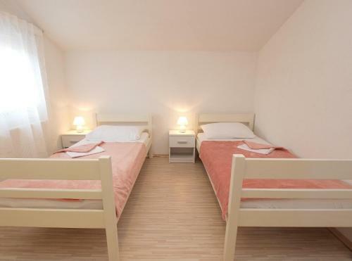 Apartment Darko 1439