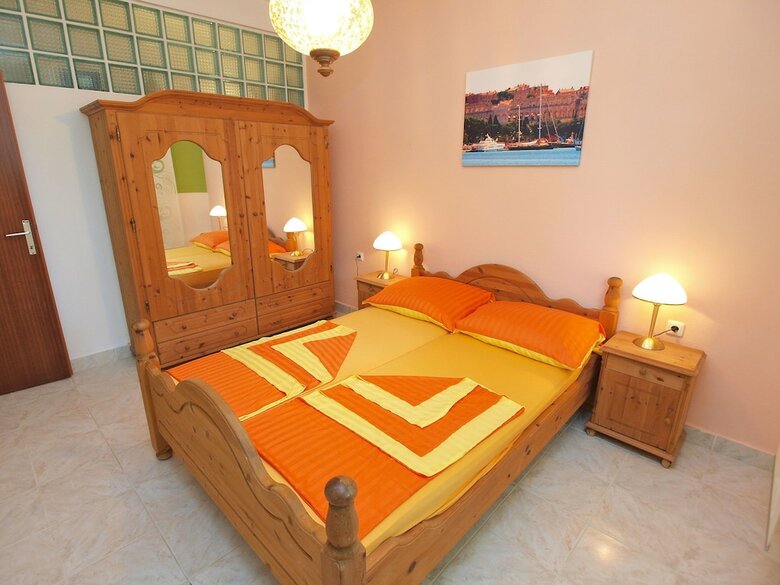 Apartments Ivan 65